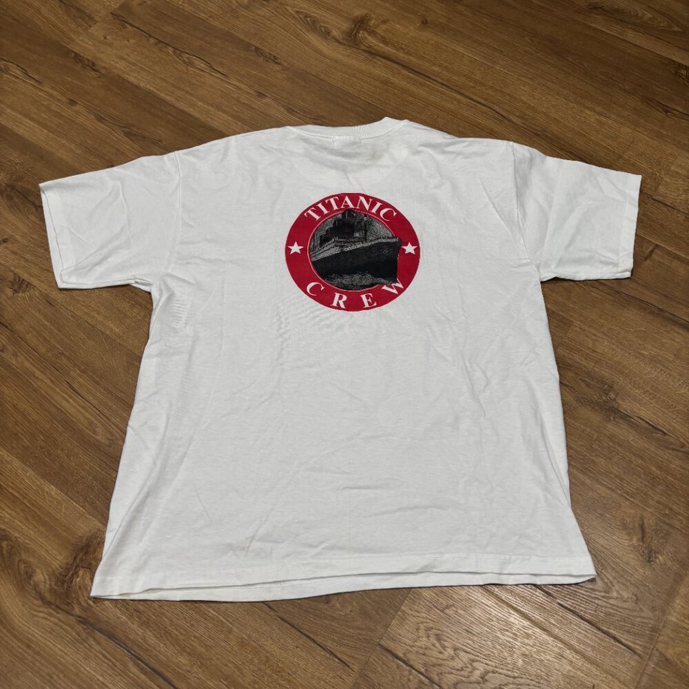 Vintage 90s single Stitched Hanes Heavyweight 50/50 Titanic Crew Graphic Shirt